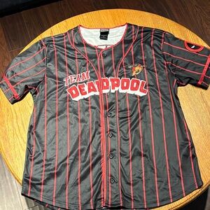 Marvel Deadpool Black and Red Graphic Jersey